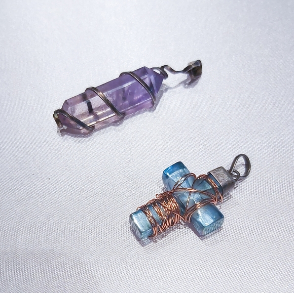 BOGO Amethyst & Aquamarine Crystal Pendants - Picture 3 of 3